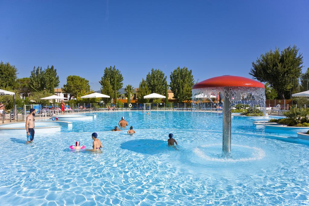 Numanablu Resort Sport Fun Kids 4 Stelle Luaran gambar