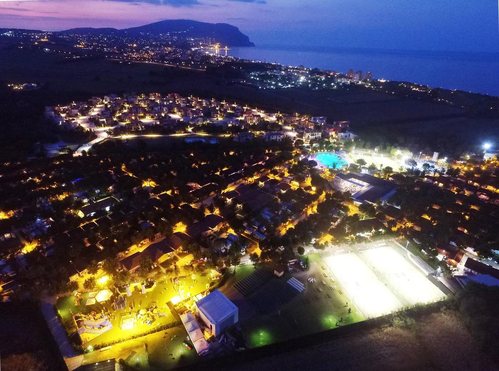 Numanablu Resort Sport Fun Kids 4 Stelle Luaran gambar